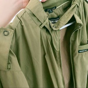Members Only iconic racer in military olive green